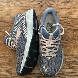 Brooks Gray and White Running Shoes - Adrenaline 19
